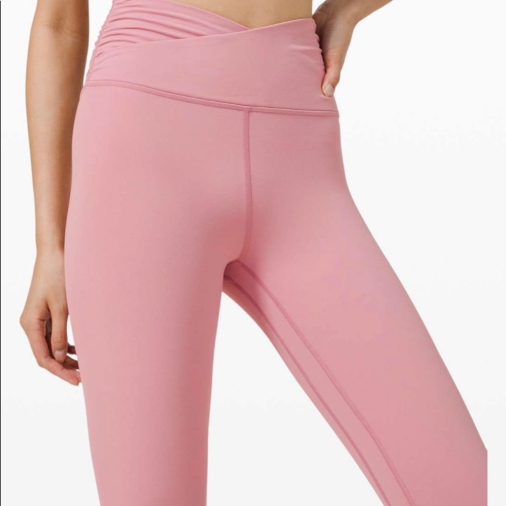 Lululemon Align HR Crop 21” Cross Waist